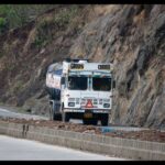 बिहार की वाल्मीकि नगर सीट पर है कड़ा मुकाबला, NDA और महागठबंधन से कई नामों की चर्चा दिल्ली तक हो रही, पढ़िए किसका पलड़ा है भारी